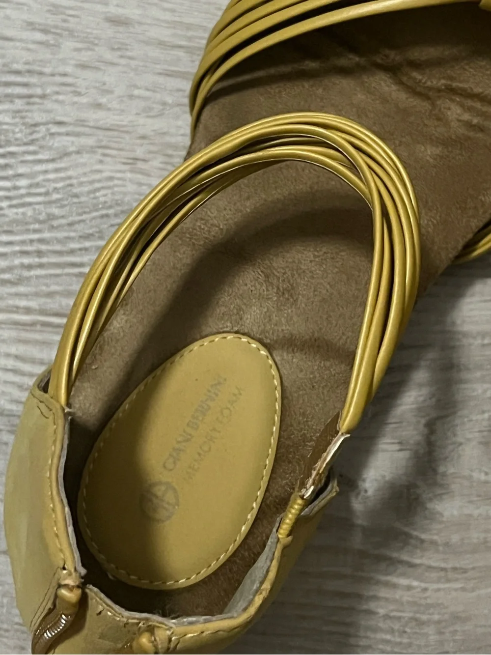 Giani Bernini Mustard Yellow Strappy Knot Ankle Sandals